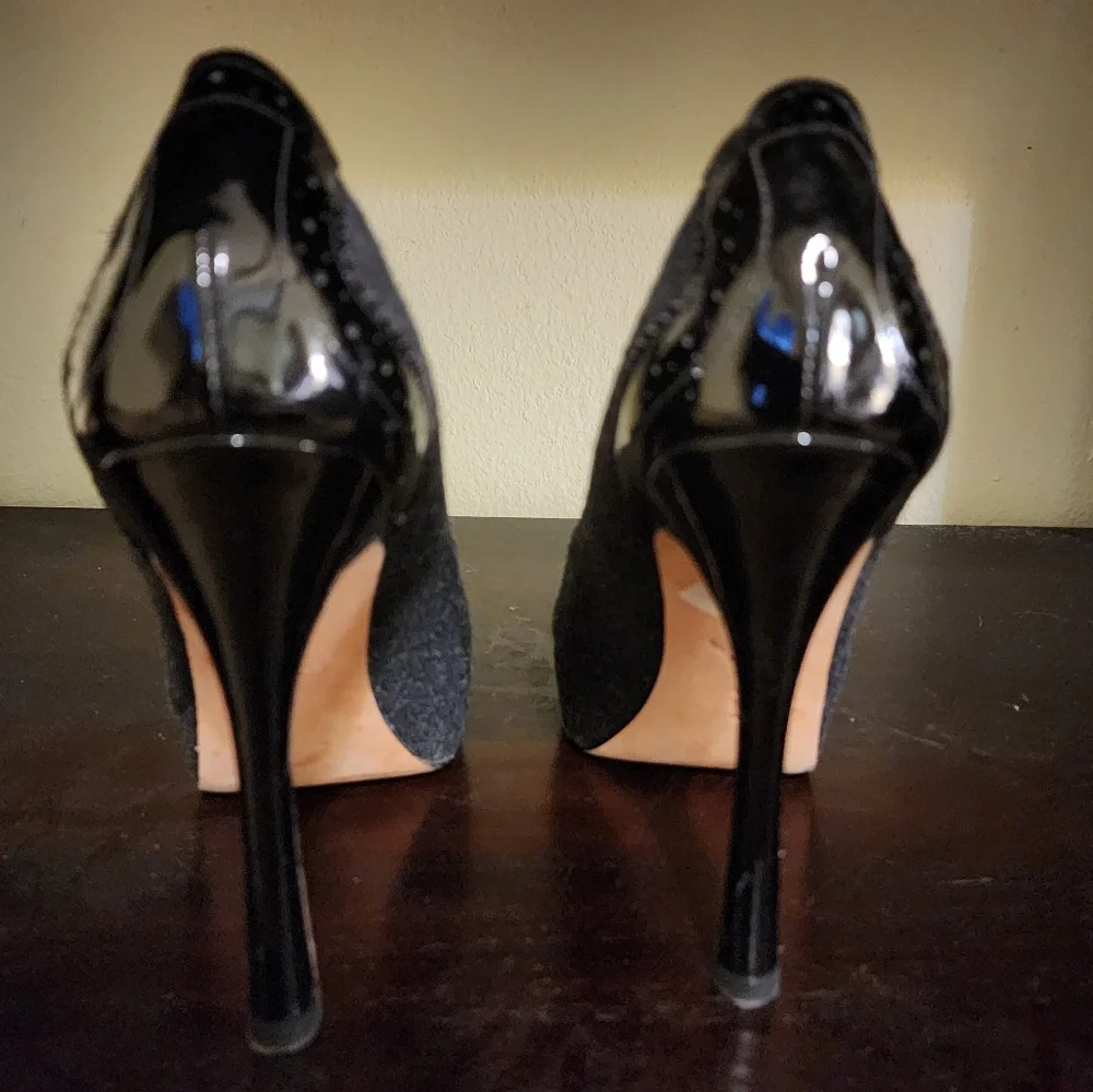 Ivanka Trump Grey Flannel Pumps - size 8 - Picture 4 of 8